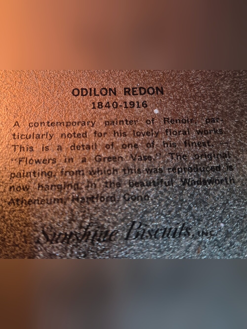 Sunshine Biscuit tin tray featuring a floral artwork by Odilon Redon - Picture 3 of 3